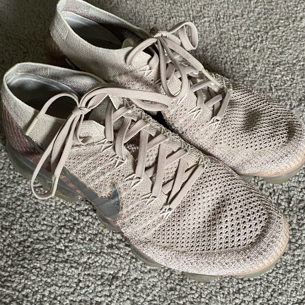 nike fly knit vapor max